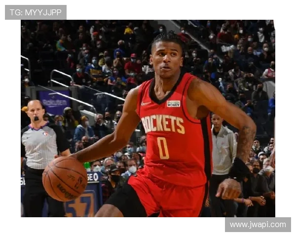 威廉·萨利巴本赛季防守表现稳健，状态持续提升